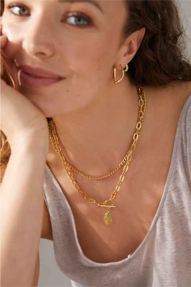 delicate-layered-gold-curb-chain