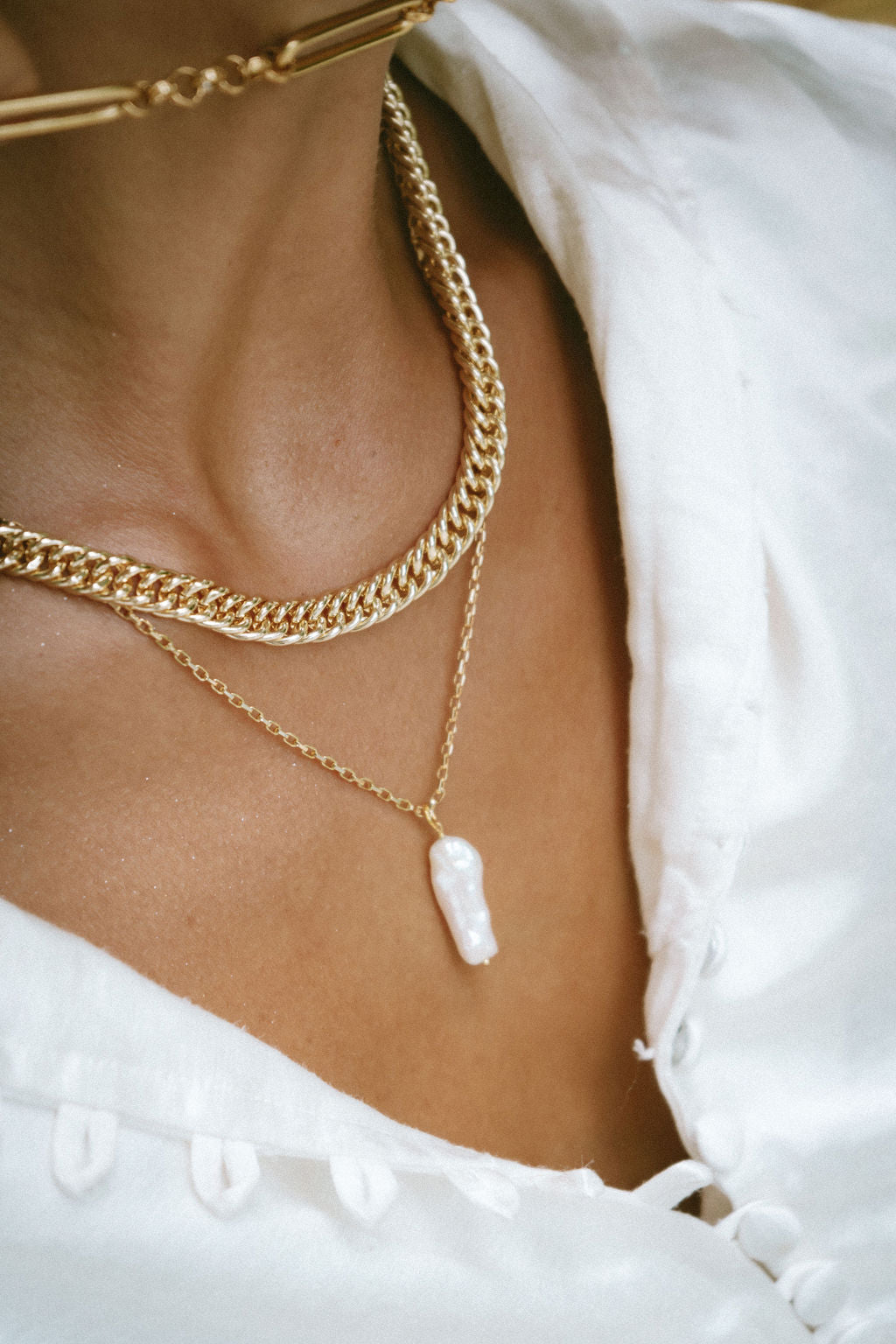 ON BODY FRESHWATER-PEARL-NECKLACE